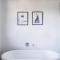 Flowering Gum House - Furry Friends Welcome