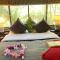 Woodlands rainforest retreat
