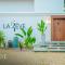 LA RÊVE The Beach Villa