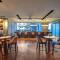 Vignette Collection Hangzhou Huaxia Center Hotel by IHG