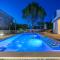 VILLA NINA MALINSKA 150m FROM THE BEACH, SWIMMING POOL - فانتاسيسي