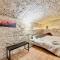 Florence Cave Central Suite - 5 min To Mandela Forum - 2 Bedrooms - Free Parking