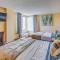 Beachfront Condo with Balcony and Pool in Myrtle Beach - Myrtle strand