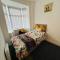 4 Bed 4 Bath 6 Guest Lovely home - Stoke-on-Trent