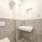 Tolstov Apartments - 2 or 3 Room Apartments - 15 Min zur Messe DUS & 10 Min Old Town DUS