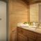 Chalet Hollygotty - OVO Network