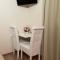 Airport Apartments Alexandra