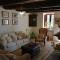 Casa Flori & Leonardo's Country House - Comunanza