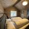 Holiday cottage with sauna close to Kjeragbolten-Bedding included