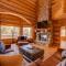 Fraser Chalet with Hot Tub and Mountain Views - Fraser
