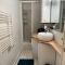BARCARESA-Appartement face mer et piscine wifi clim garage