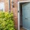 Beautiful 2 Bedroom Cottage in Oxton