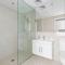 Secluded Surry Hills Escape with Private Balcony