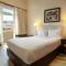 Parade Hotel