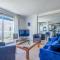 2Br Apartment 100m from Beaches Terrace & Parking
