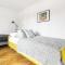 Smolna 8 - Warm Apartment with Balcony by Noclegi Renters