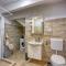 Holiday House Orbanic