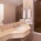 Oceana Suites Green Park
