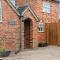 Luxury cottage, 13 guests with 2 hot tubs in Hoar Cross, Staffs - Newborough