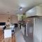 Hawaii- 2 bdr, Arena, Sava centar, FREE PARKING