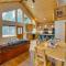 1 Mi to Lake Easton Cabin with Fire Pit and Deck! - Cabin Creek