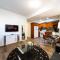Chic Modern Vibes - Sleeps 6 - Netfix - Wifi - Long Stays