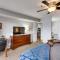 Waterfront Gem with Balcony and Views in Osage Beach - 欧塞奇比奇