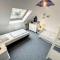Grand duplex en centre-ville avec vue, à 50m de la plage, ascenseur, et WIFI - FR-1-361-165