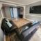 Blue Shark *E1* @ Midtown Large 1BR King Suite - 休斯顿