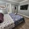 Blue Shark *E1* @ Midtown Large 1BR King Suite - 休斯顿
