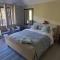 Easy Five Guest House - Somerset West