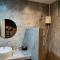 Come Moon Loft Hotel