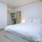 Modern and Comfy House/ Hongik St. Exit 2 10min - Seul