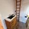 The Lookout: Cosy Compact Cottage