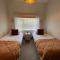 Pass the Keys The Cabin Dog Friendly Haven with Hot Tub Sleeps 4