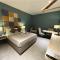 Yes Hotel Imus Cavite