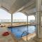 Waves Holiday Homes - Cozy & Fully Furnished Studio in Dubai Sports City