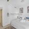 StoneTree - Luxury 2 BR with 1 Maid Room with Sea View and Beach Access - Dubaj