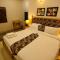 Oak Residency