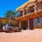 GOLDEN QUEST HOTEL