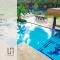 Tropical Lux Escape-Swim Up Bar, Pickleball L60