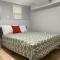 Comfy Lower Lvl Apt with Jetted Tub Near Uptown and UNC - Шарлотт