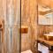 Golden Elegance Suite