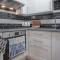 Castle Cove - 1 Bedroom Apartment - Tenby