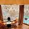 YOLO Outdoors - Riverside Luxury Domes & Glamping, Jispa