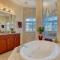 VILLA CALLA - 3 BEDS - 4,5 BATHS - 6 GUESTS - GULF ACCESS & POOL/SPA - INCL.10% OFF BOAT RENTAL - Cape Coral
