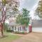 Welcoming Brandon Home with Pool and Screened-In Deck
