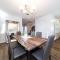 Chic 3BR Modern Home - Wi-Fi - Netflix - Sleeps 8!