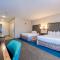 Flag Point Inn and Suites Pratt by FairBridge