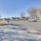 Downtown Pierre Apartment about half Mi to River! - بيير